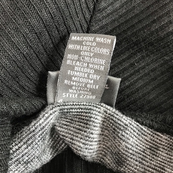 BLACK & GRAY SWEATER TUNIC - Picture 5 of 6